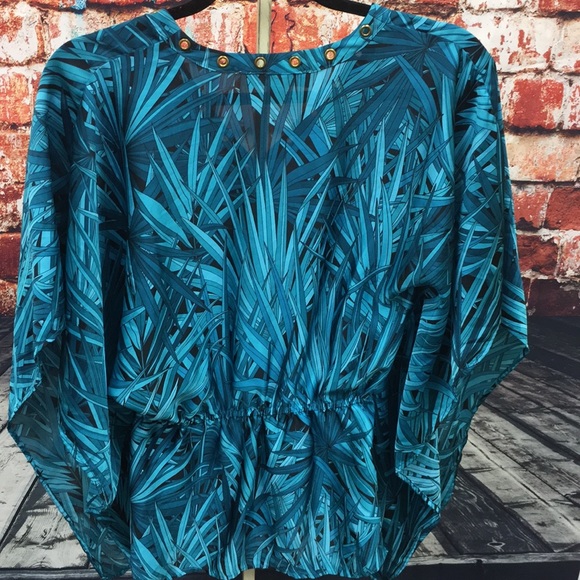 SOLD-Michael Kors Poncho Style Top -XS - Picture 6 of 8